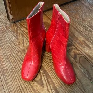 Red ankle boots zip up size 10 women’s.